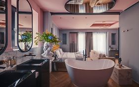 Ninemian Suites Syros