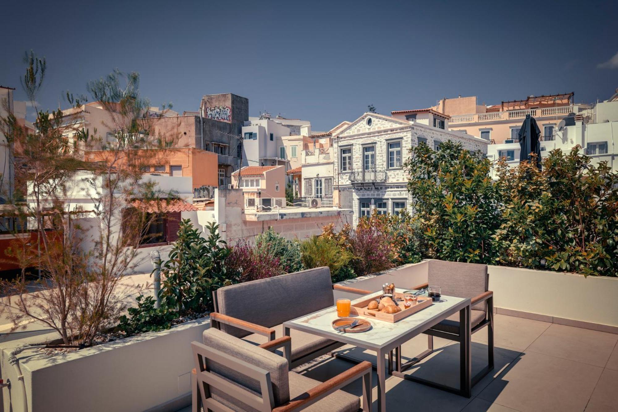 Ninemian Suites Syros Ermoupoli Exterior photo