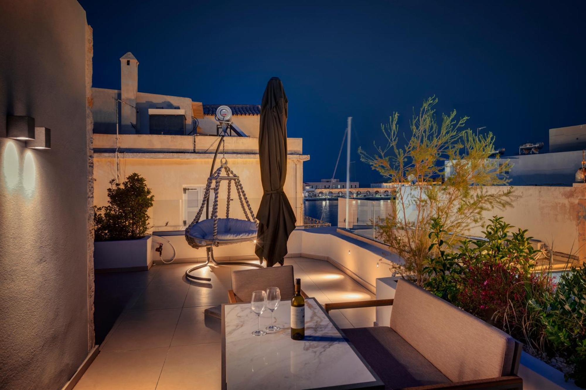 Ninemian Suites Syros Ermoupoli Exterior photo