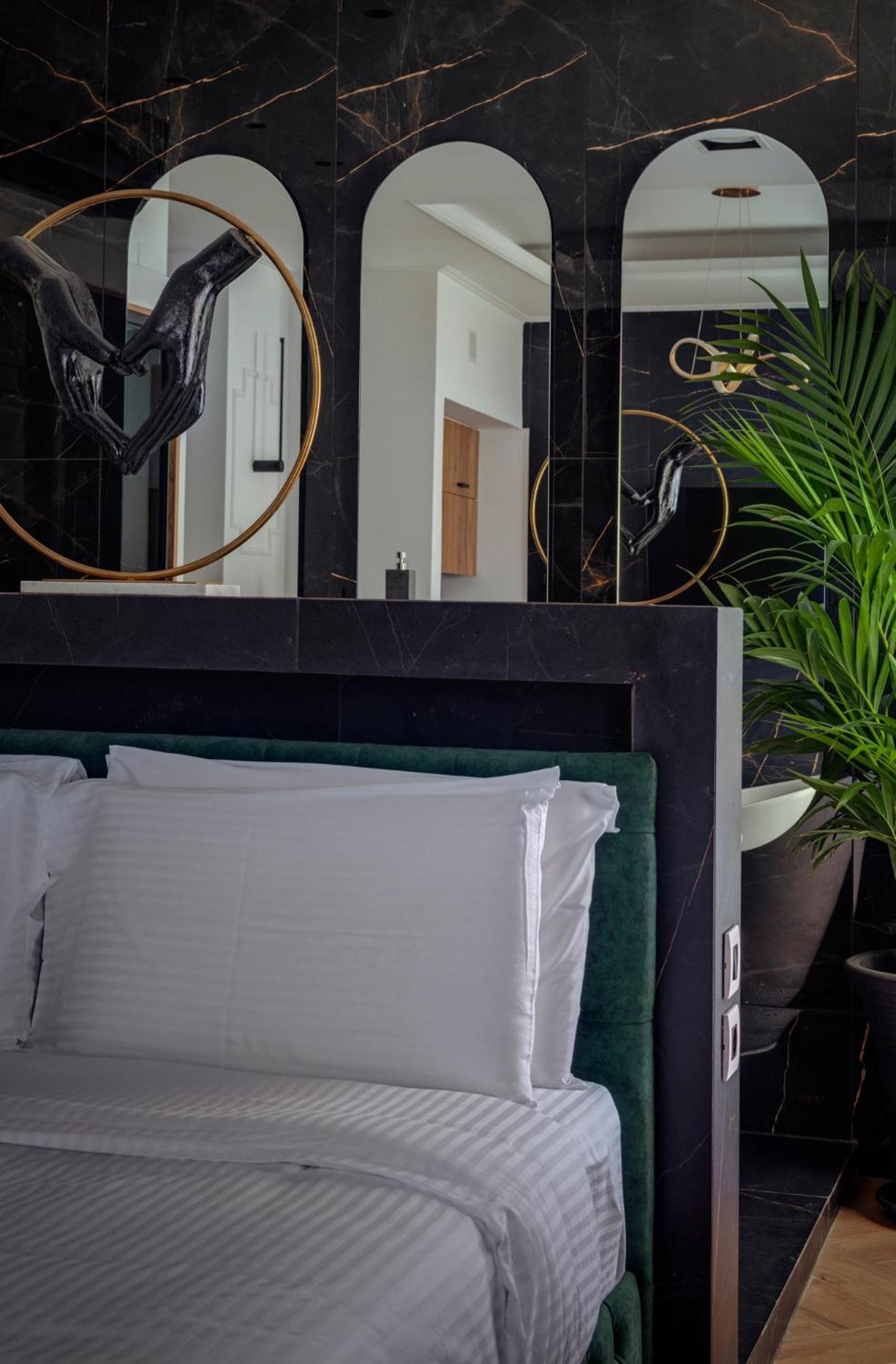 Ninemian Suites Syros Ermoupoli Exterior photo