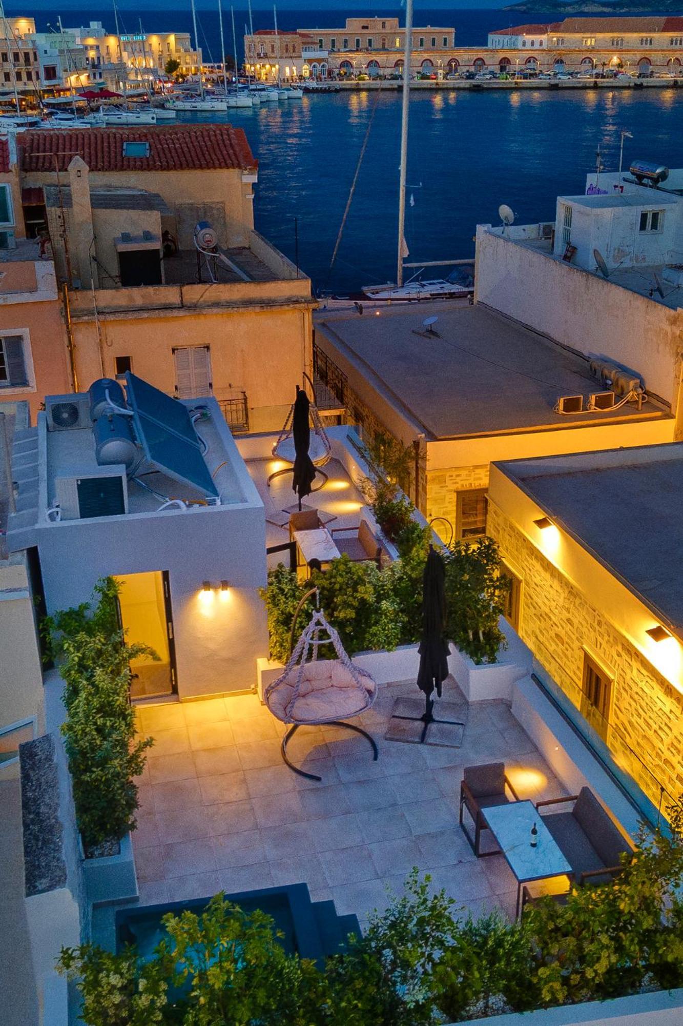 Ninemian Suites Syros Ermoupoli Exterior photo